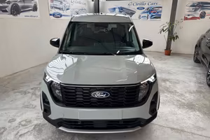 Ford Tourneo Courier 1.0 EcoBoost Active