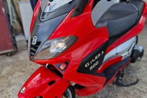 scooter Gilera Nexus 500