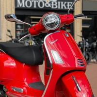 Piaggio Vespa 300 GTS hpe Super