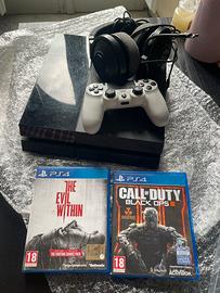 Playstation 4 + controller + cuffie + 2 giochi