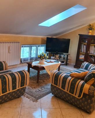 Set n°2 Divani in stile classico 