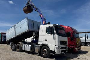 Volvo FH 480 con gru e ribaltabile