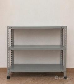 Scaffale in Metallo Robusto e Componibile