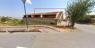 Attico / Mansarda di 171 m² a Oppido Lucano