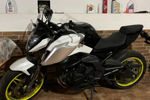 CFMOTO 650nk come nuova