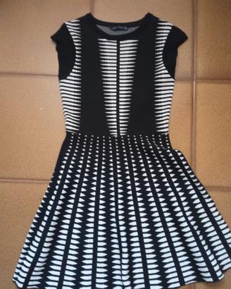 abito bianco e nero ZARA