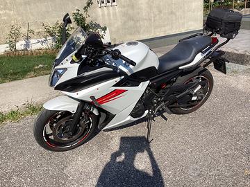 Yamaha xj6