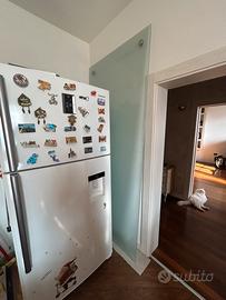 Porta scorrevole in vetro