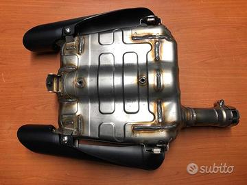 Scarico originale Suzuki GSR 600 2006-2010