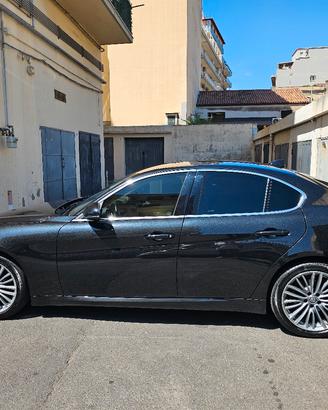 Alfa Romeo Giulia 2.0 200cv Pack Lusso