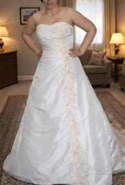 Abito da sposa elegante con ricami beige – tg 44 –