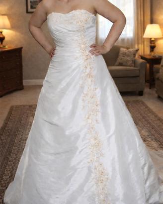 Abito da sposa elegante con ricami beige – tg 44 –