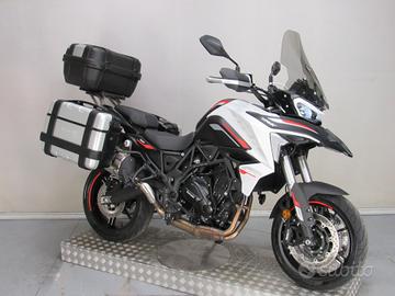 Benelli TRK 702 ABS
