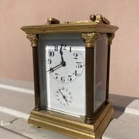 Piccolo orologio da appoggio