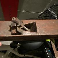 Antica Pialla e morsetto