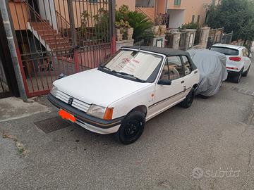 Peugeot 205