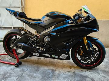 Yamaha R6 uso pista 