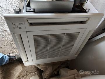 Fujitsu Mono Split Cassetta 12000 Btu aoyg12kata