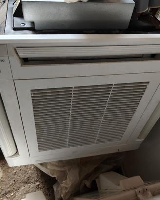 Fujitsu Mono Split Cassetta 12000 Btu aoyg12kata