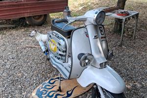 Li 125 valuto permute con moto da enduro o furgoni