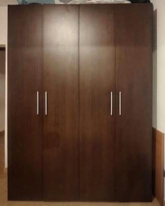 Armadio 4 ante 180 cm largh x 240 cm altez LEGNO