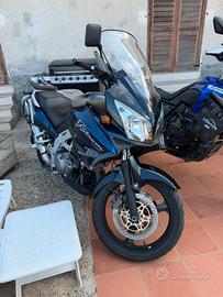 Suzuki V Strom DL 1000 - 2004