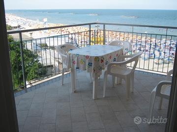 30/5-26/6 VISTA MARE con spiaggia inc. a Scacchi