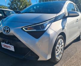 TOYOTA AYGO CONNECT 1.0 VVT-I 72CV 5P X-PLAY FULL