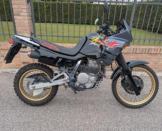Honda Dominator 650