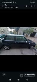 mini Cooper 1600 benzina