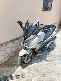Honda forza 350