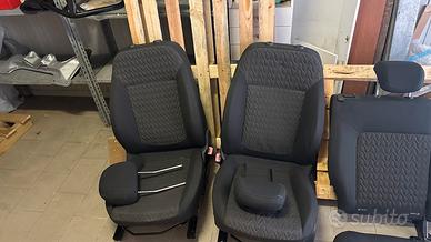 SEDILI ANT.  COMPLETI OPEL CORSA D