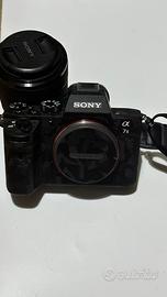 Sony Alpha 7 II + accessori + obbiettivo 28mm