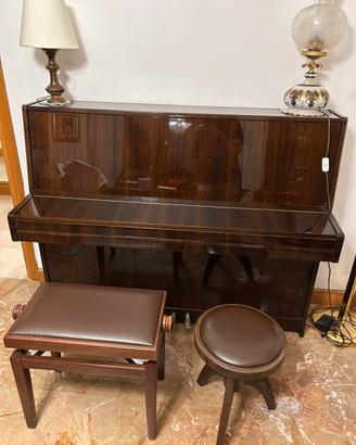 Pianoforte verticale Petrof