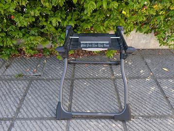 Peg perego bassinet
