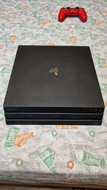 Ps4 pro 1 Tera, perfetta in tutto.