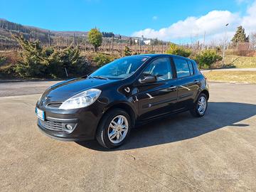 Renault Clio 1.2 16V 5 porte Dynamique