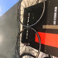 Cerchi per bici da corsa Fulcrum Zero