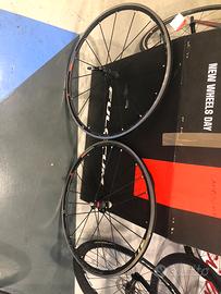 Cerchi per bici da corsa Fulcrum Zero