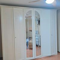 Camera, Armadio 6 ante, Letto in Ottone, Comodini 