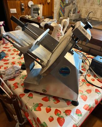 Affettatrice professionale rubina 350