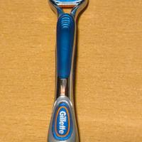 Rasoio Gillette fusion nuovo acciaio blu 