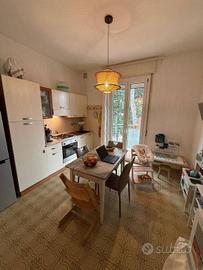 Appartamento di 104 m² con 4 locali e box auto a R