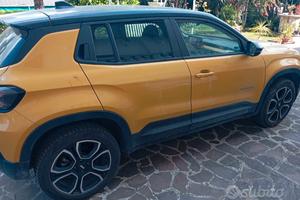 jeep avenger full electric 2023 con solo 12000km