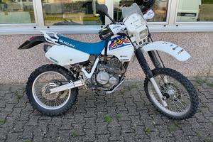 Suzuki dr350