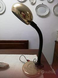 Lampada da tavolo