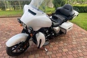 Harley Davidson Electra Glide Ultra Limited FLHTK