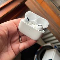 Apple Airpods Pro - difetto auricolare sinistro