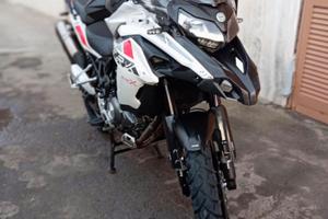 Benelli Trk 502x