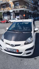 Aygo 5porte passaggio incluso